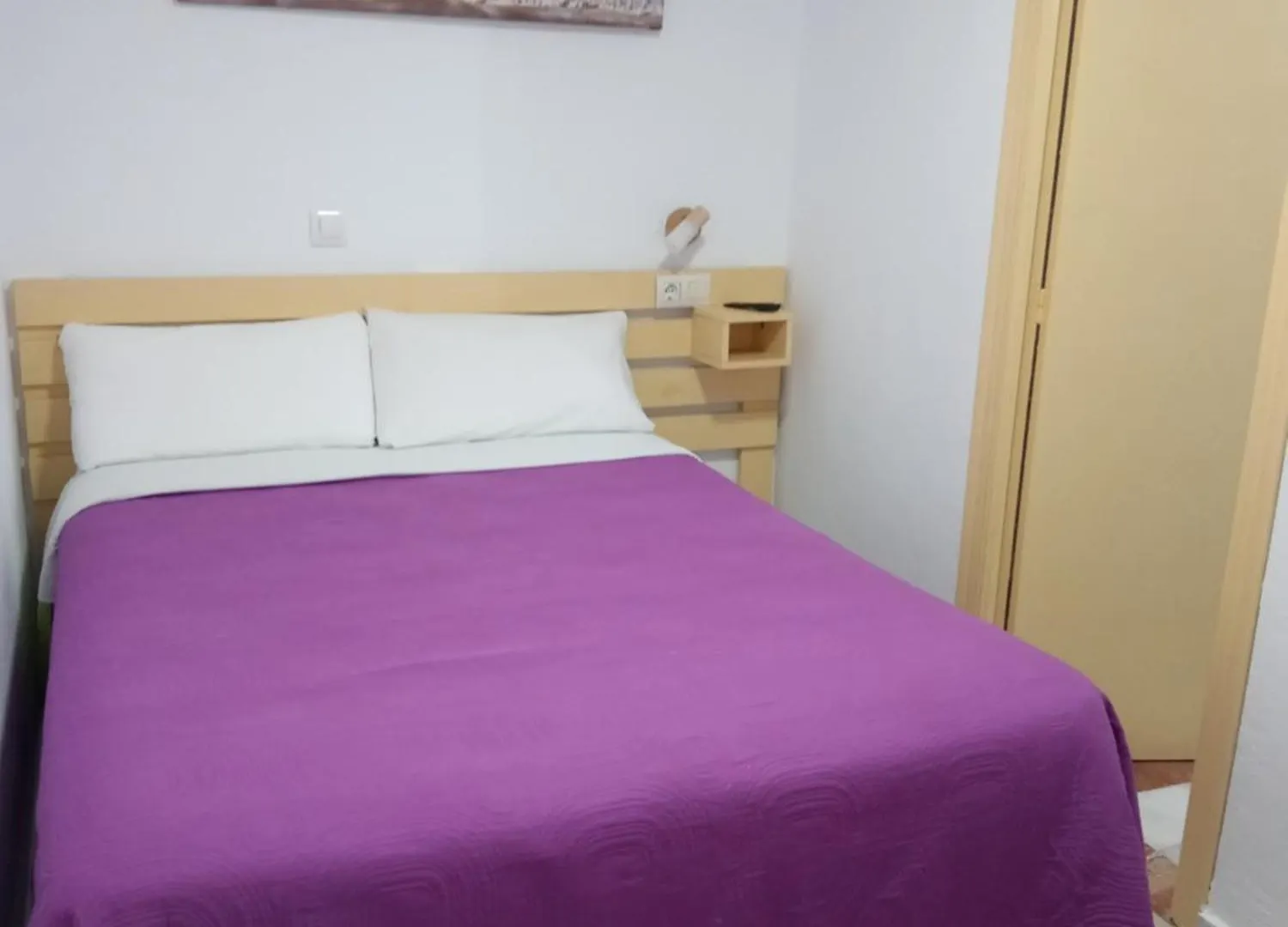 Bora Hotel Tarifa 0*,  Spain