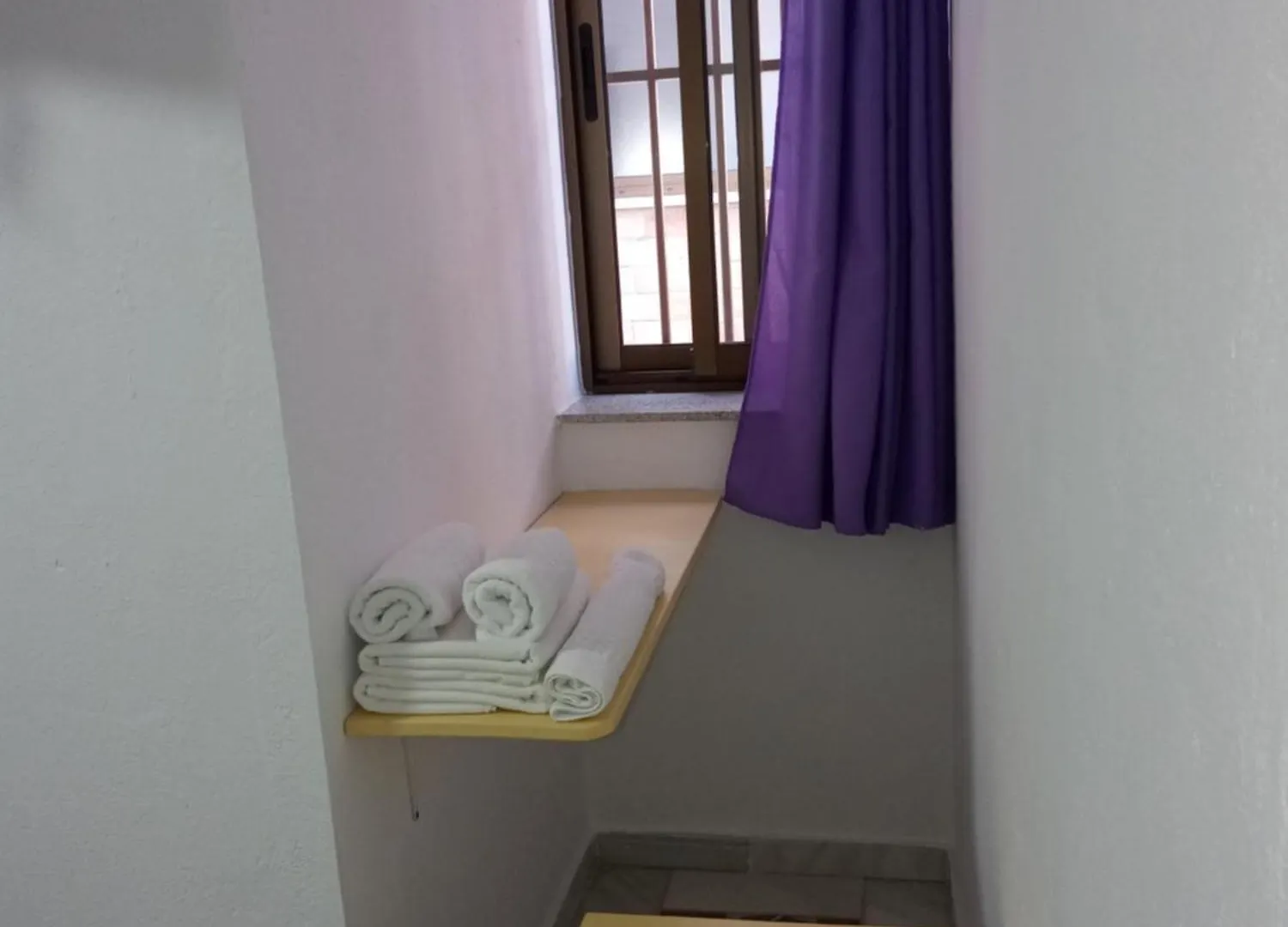 Bora Hotel Tarifa 0*,